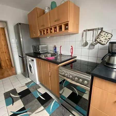 Dachgeschoss Apartment Mit Ausblick Halle  Exterior foto